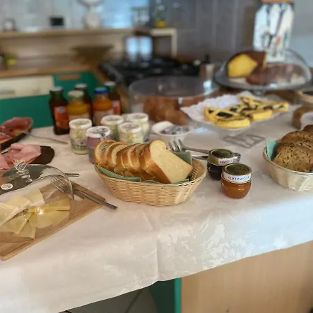 Pi.lu. B&B Borgo (Marche)
