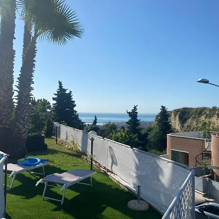 Pi.lu. B&B Borgo (Marche)
