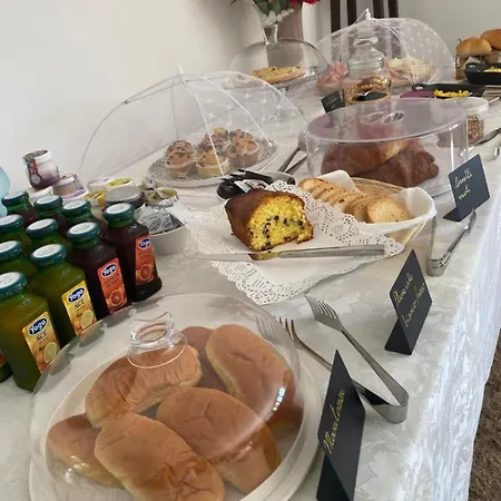 Bed & Breakfast Pi.lu. Borgo (Marche)