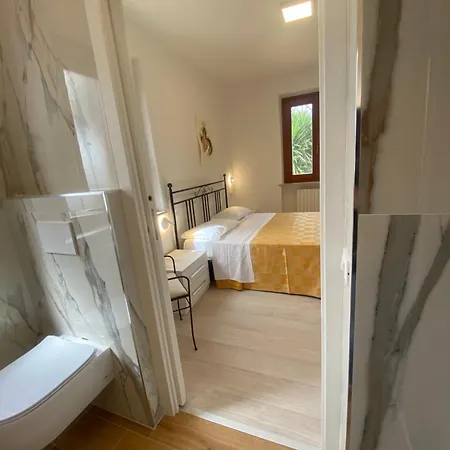 Bed & Breakfast Pi.lu. Borgo (Marche)