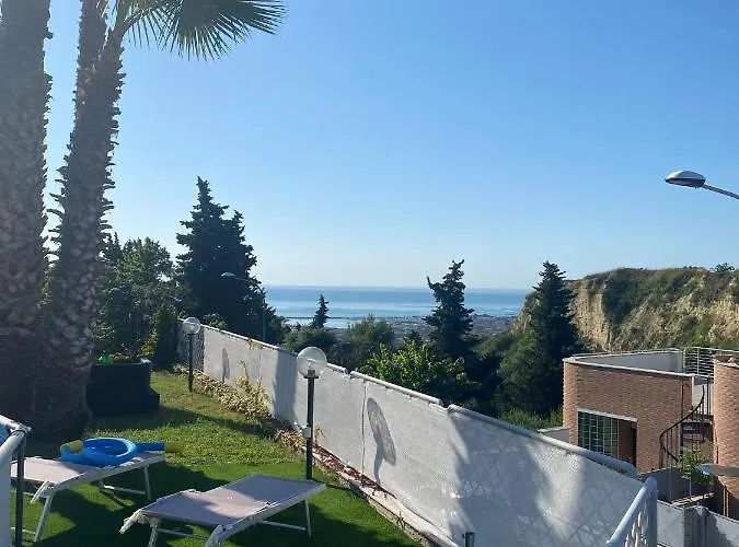 Pi.lu. B&B Borgo (Marche)