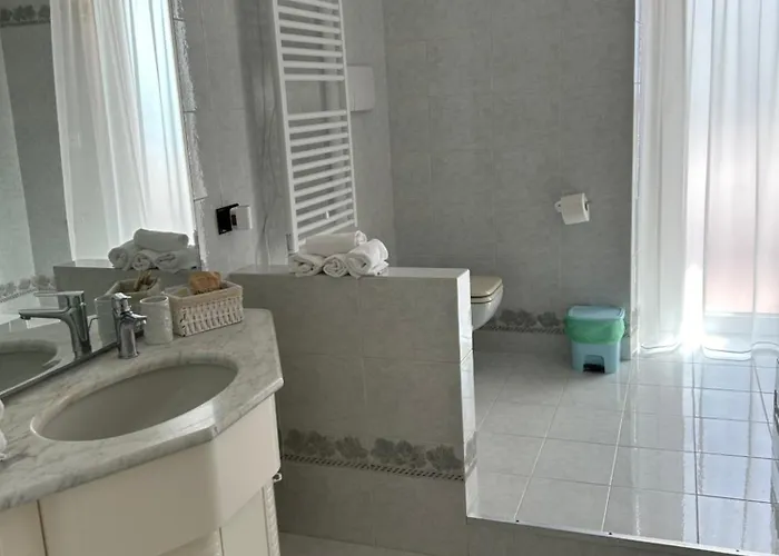 Pi.lu. B&B Borgo (Marche)